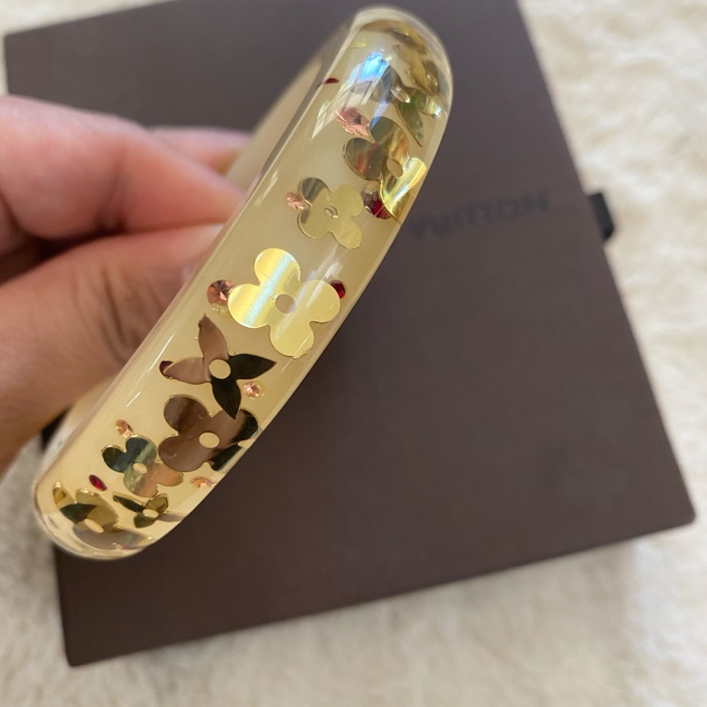 AUTHENTIC LOUIS VUITTON YELLOW ACRYLIC BANGLE